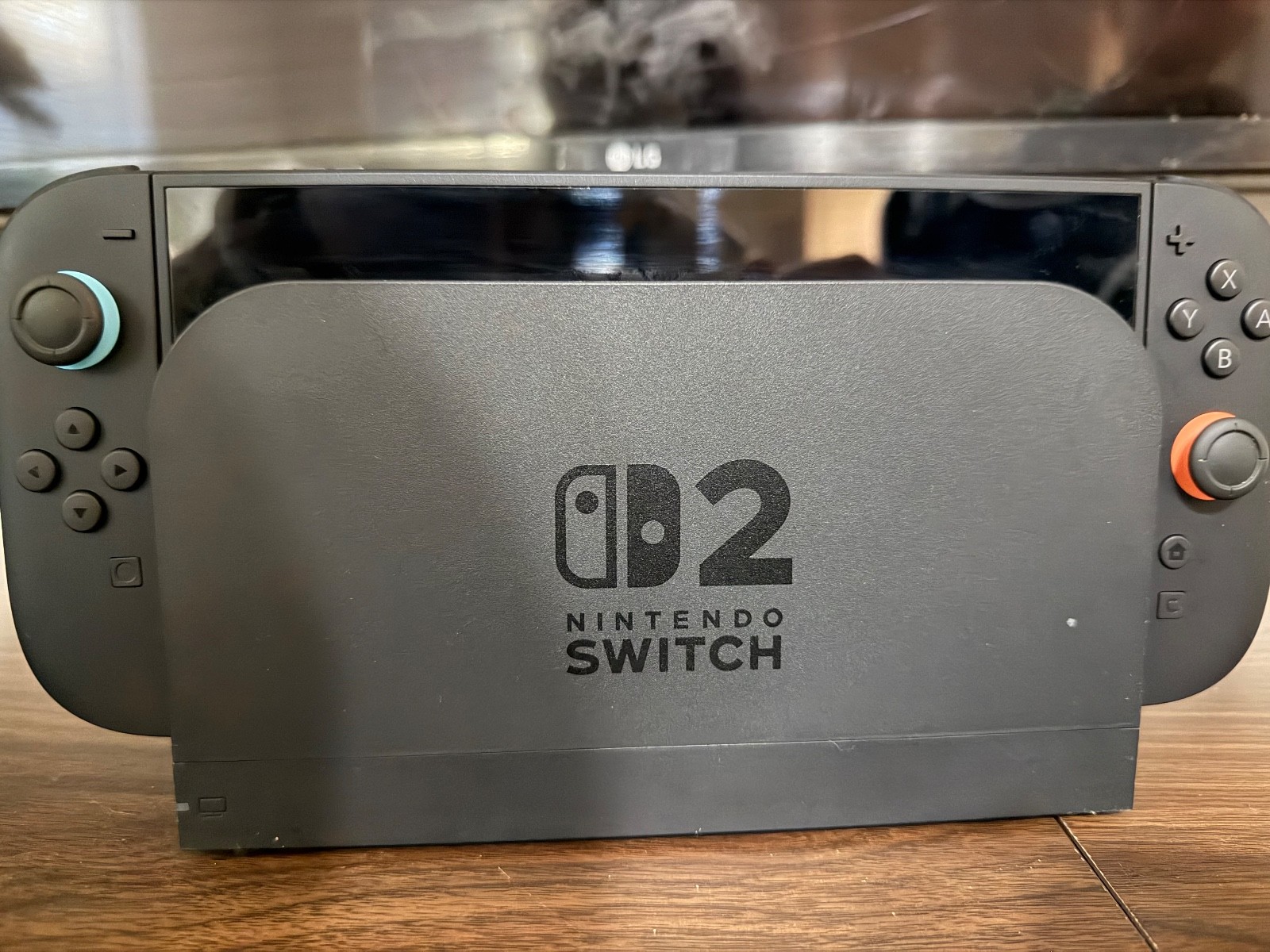 Nintendo Switch Game Console – 32GB, New Edition, Gray (10002199)