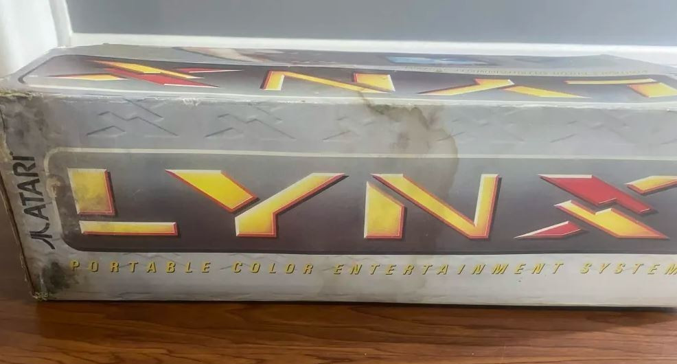 Atari Lynx 1 Console + 11 games/boxed (PAG-0201) **Parts/Repair** – See photos