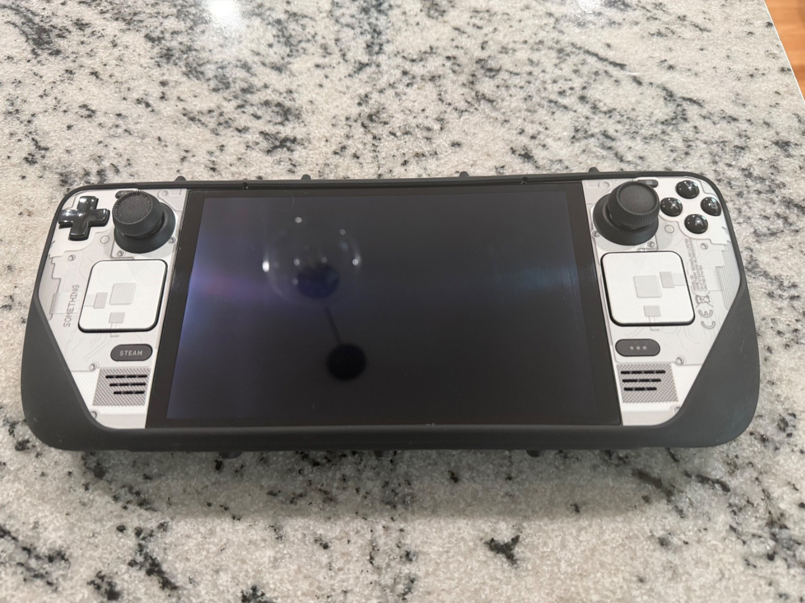 Steam Deck OLED 512GB – Mint Condition – Dbrand Killswitch Bundle, Skin