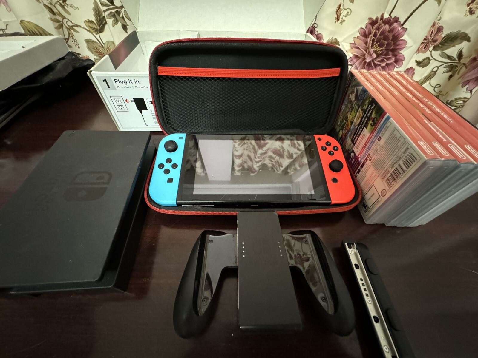 Nintendo Switch Game Console – 32GB, New Edition, Neon