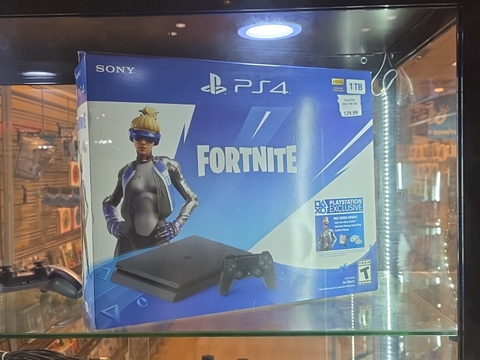 Sony PlayStation 4 1TB Fortnite Neo Versa Console – Jet Black