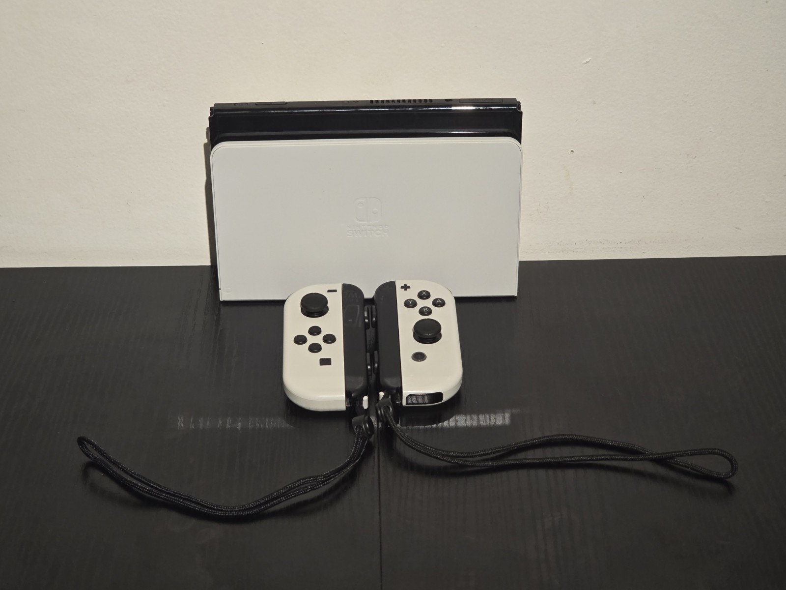 Nintendo Switch White OLED Handheld Console (HEG-001) Complete 3rd Party Con