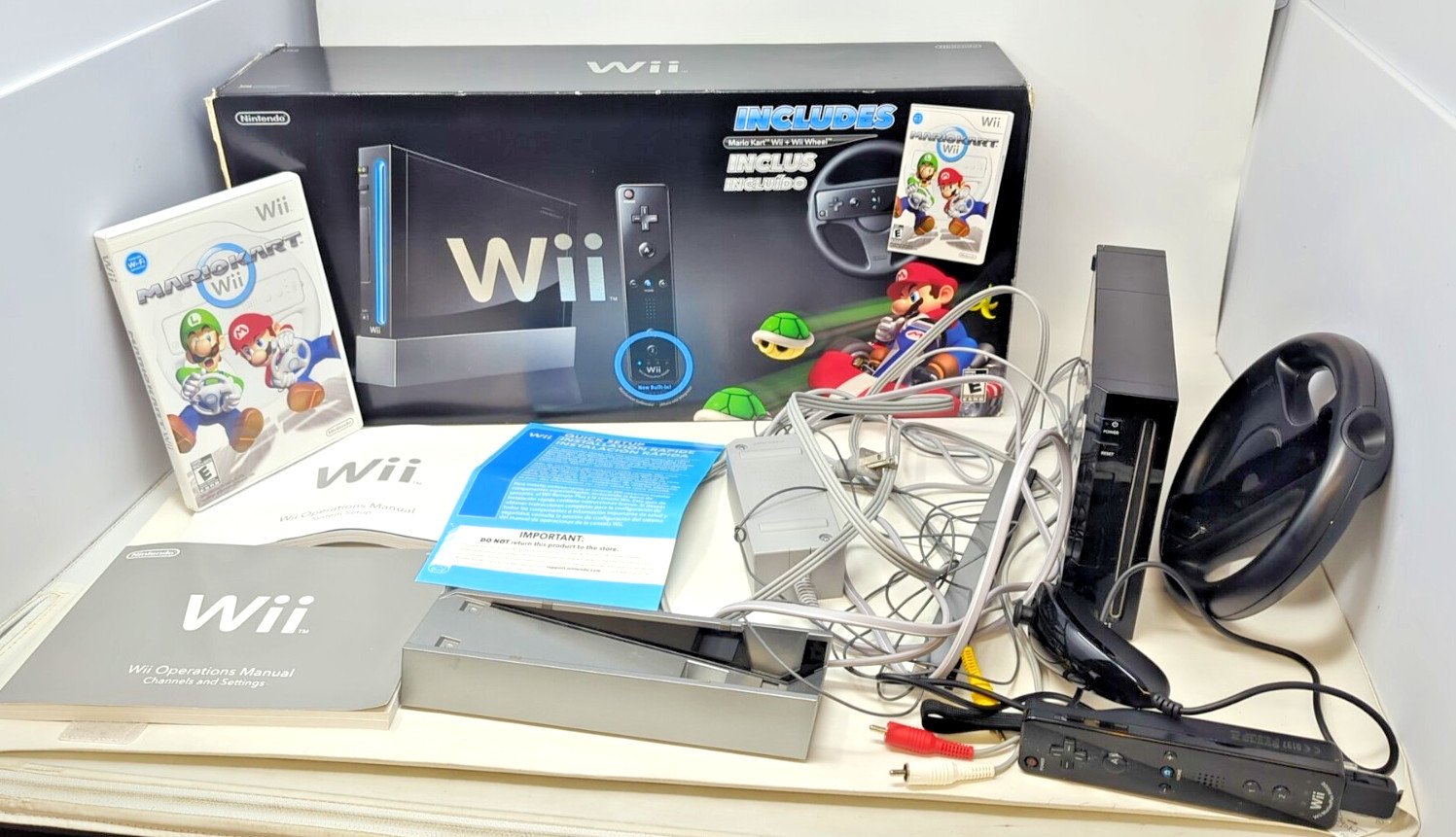 Black Nintendo Wii Mario Kart Bundle + Wii Wheel CIB Serial # Matching READ