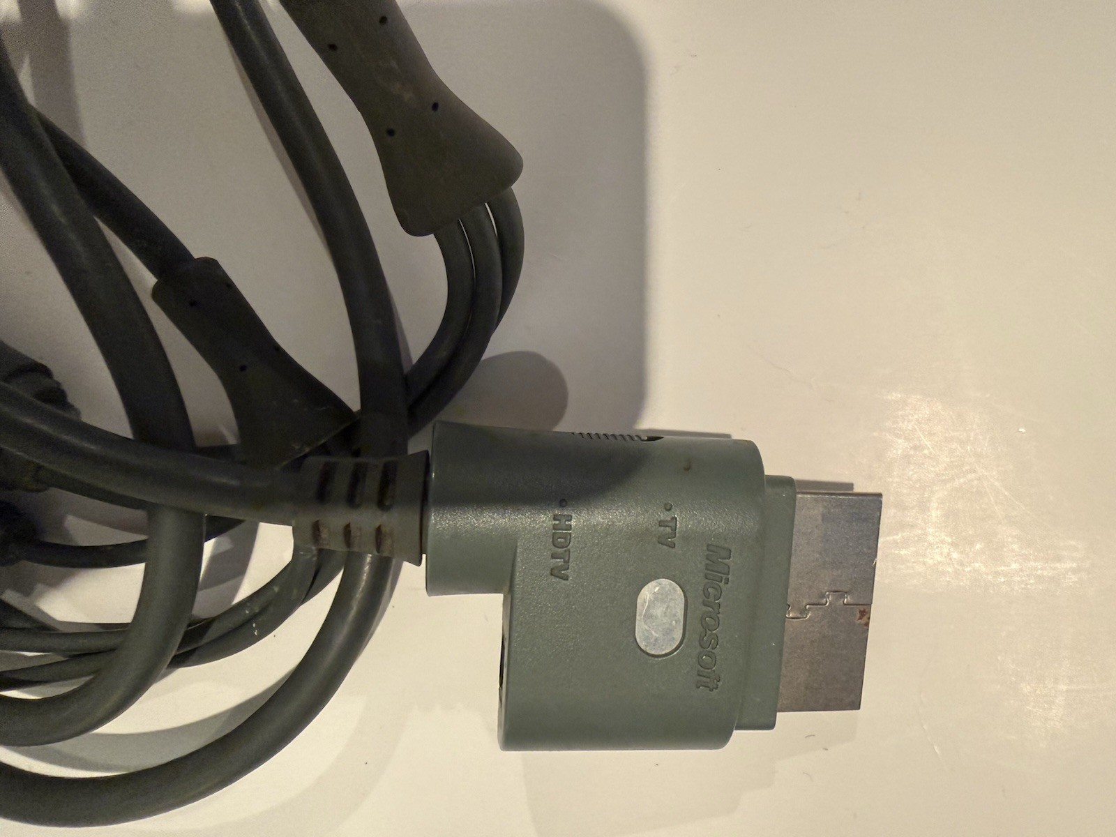 Microsoft Xbox 360 Console Bundle Kinect Sensor 1414 Wired Controller