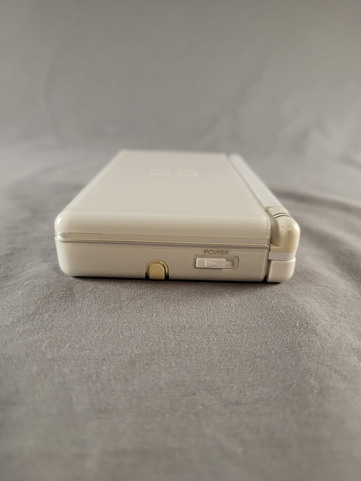 Nintendo DS Lite Handheld System – Polar White – USG-001 – Charger – Tested!