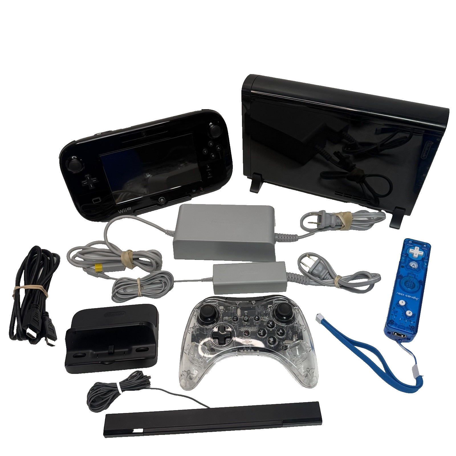 Wii U Console Set 32G w/ GamePad, Power Supplies, Stands & Controllers – Tested