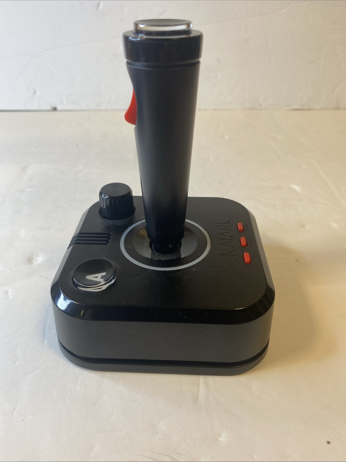 Atari Gamestation Pro DGUNL-7012 HDMI USB-C Mini Console