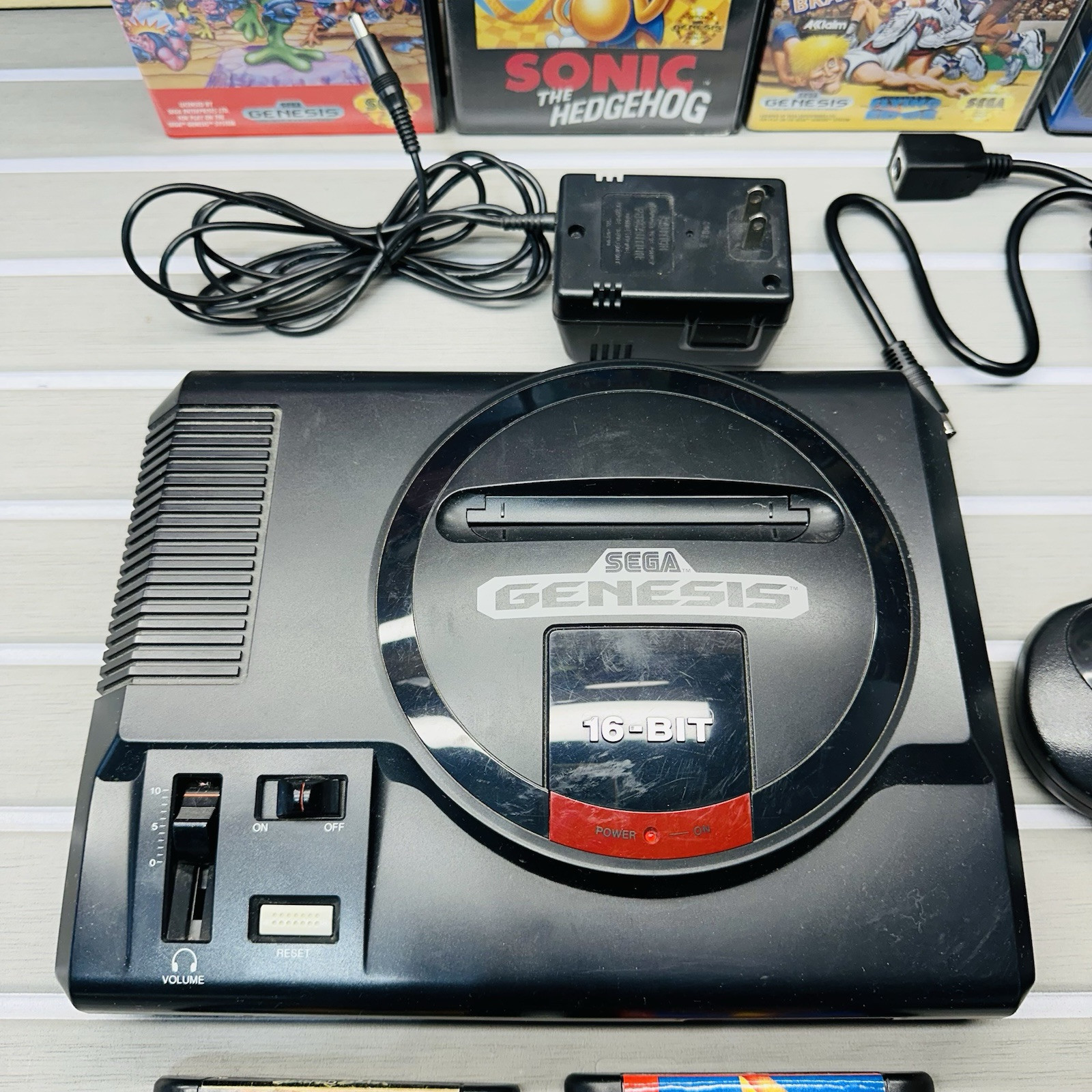 Sega Genesis Console Bundle 3 Controls 7 Games Battletoads Sonic Tested Works!