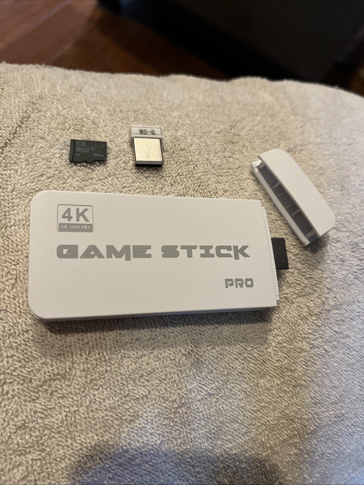 GameStick Game Stick Pro 4K UHD 64GB Microconsole White HDMI USB-A
