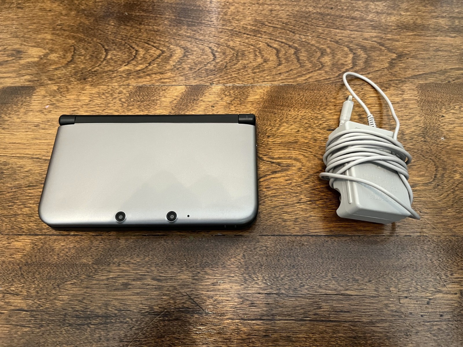 Nintendo 3DS LL 4GB Black/Silver Console (Region Free) w/ Charger & 2 Games