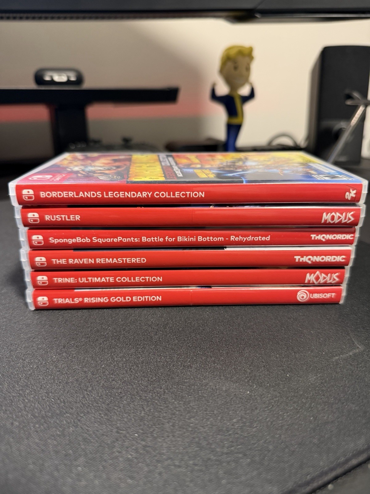 Nintendo Switch OLED Handheld Console – 64GB – Model HEG-001 – Lots of Extras!