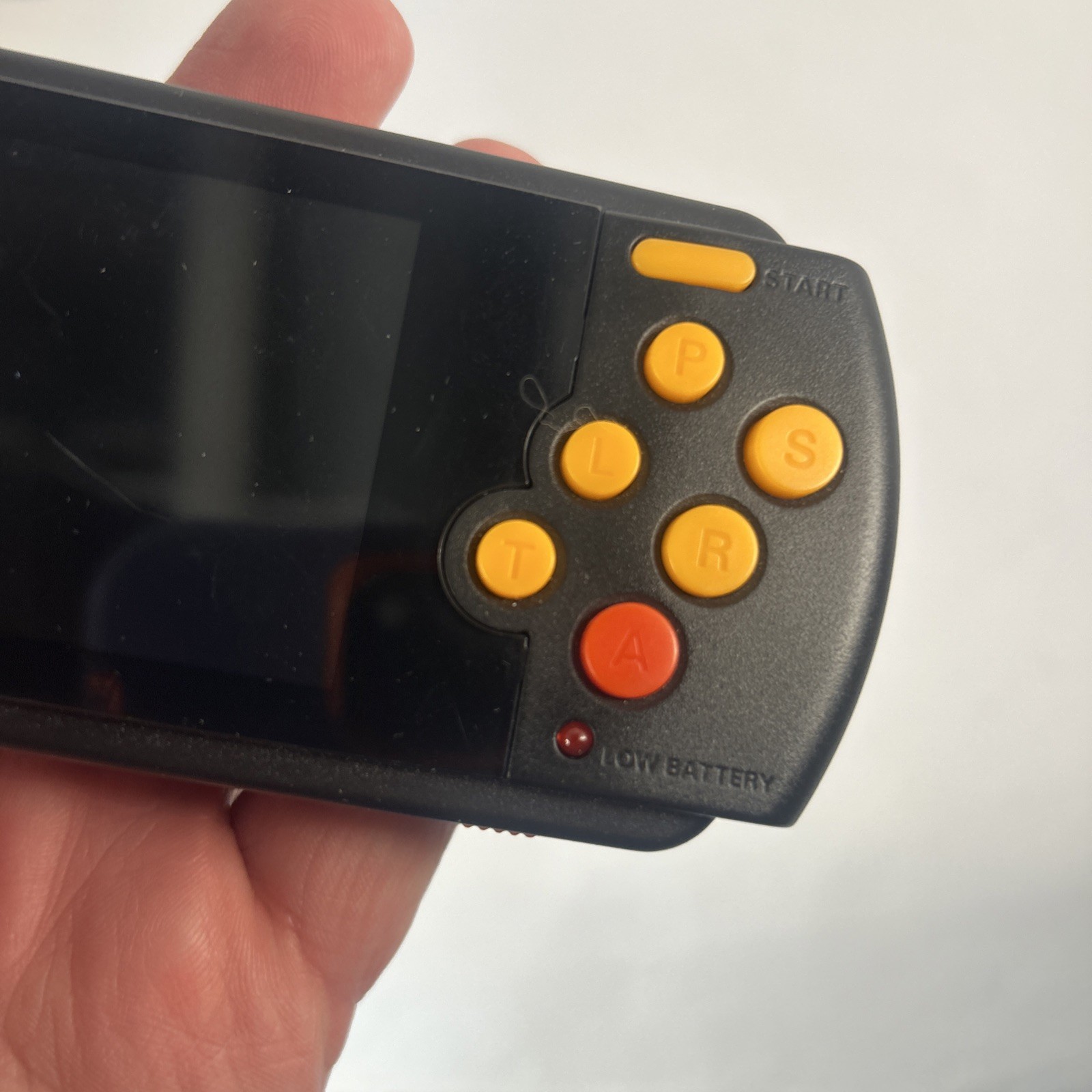Atari Flashback Portable Handheld Game AP3280 Pac-Man Frogger Pitfall More Read