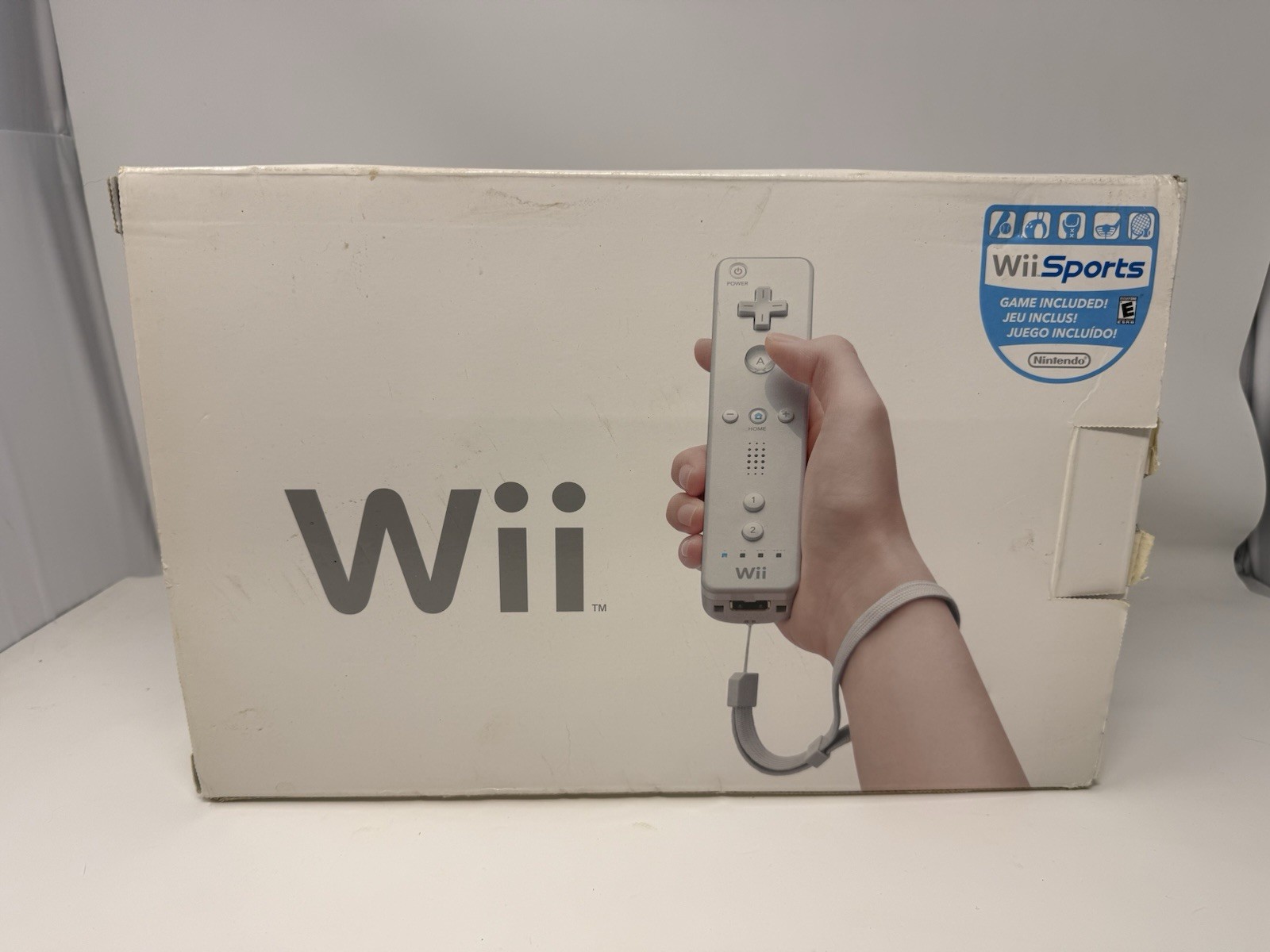 Nintendo White Wii Sports Console System Complete (NO GAME)