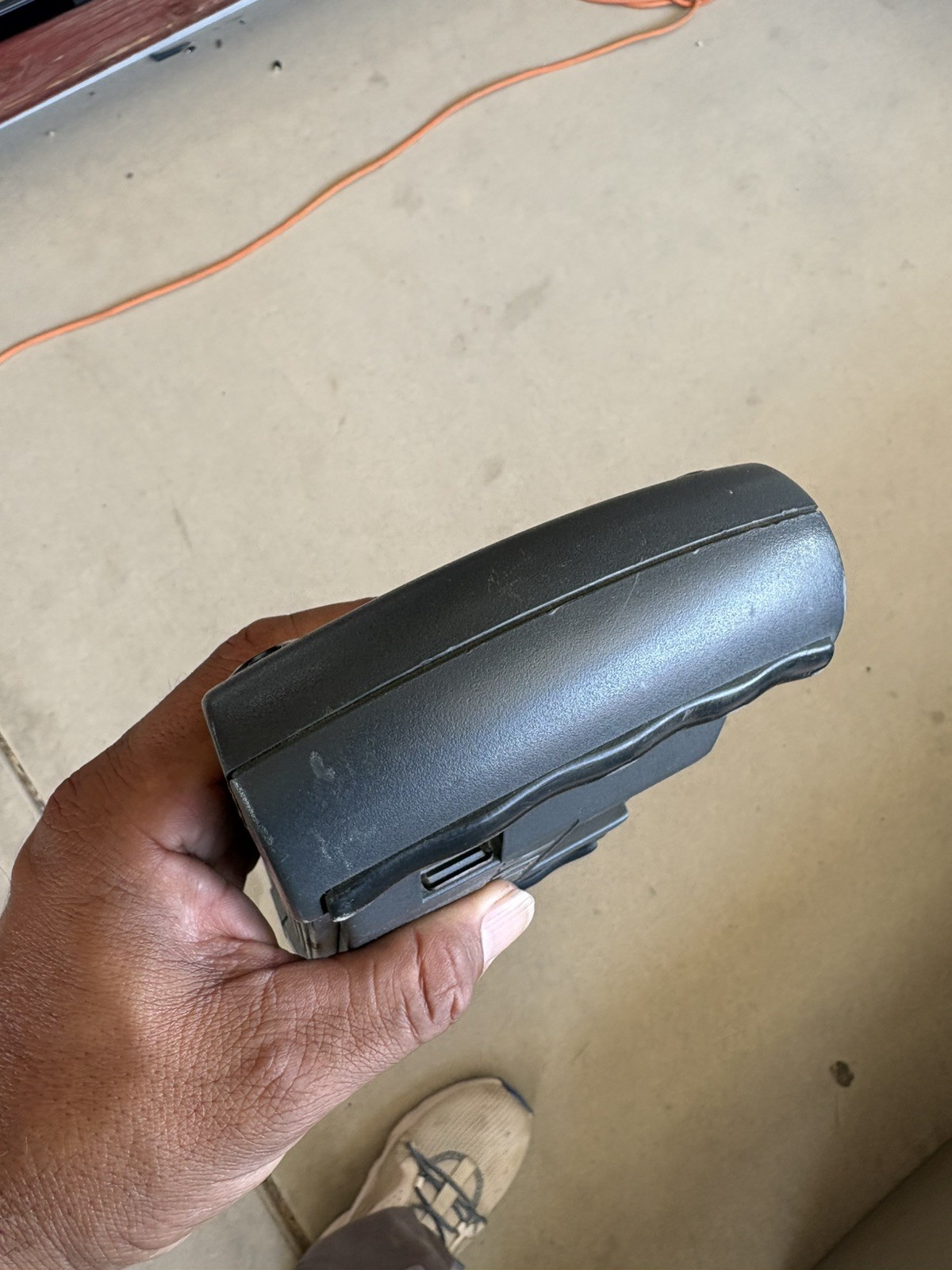 Broken Atari Lynx 2 Gaming Console System for parts only