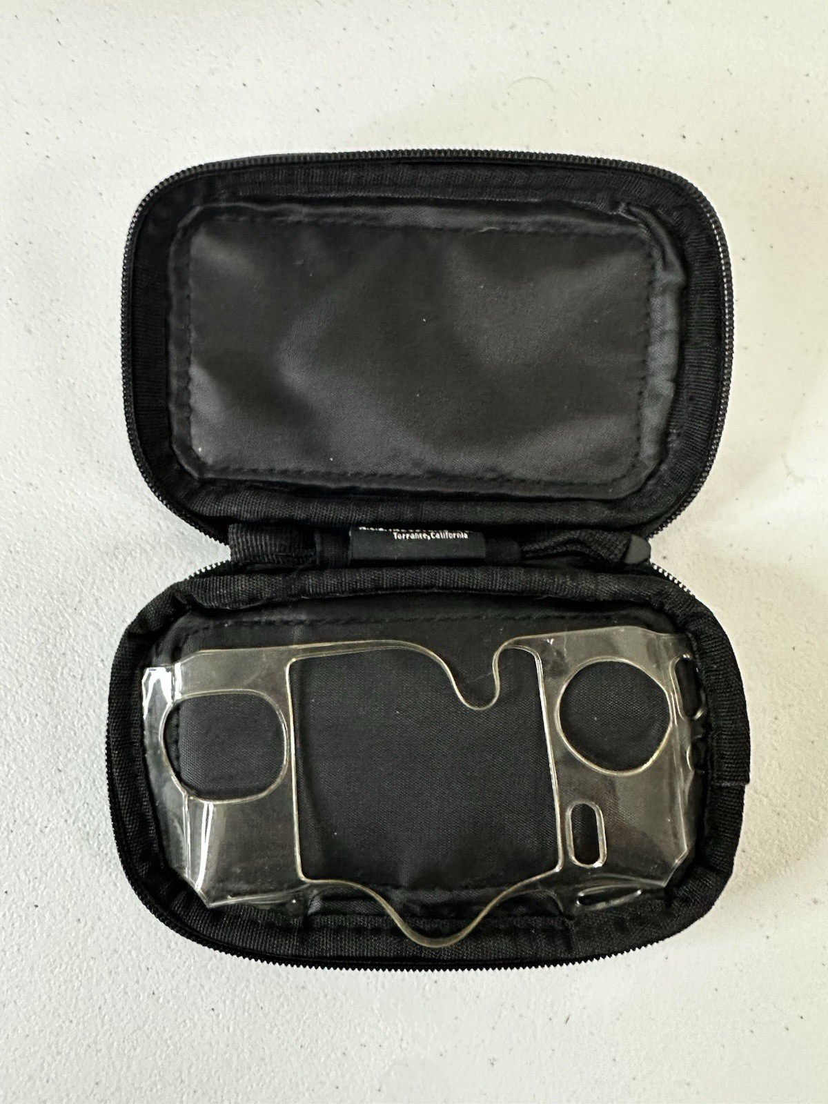 NINTENDO DS Case Only MARIO missing back zipper please see photos