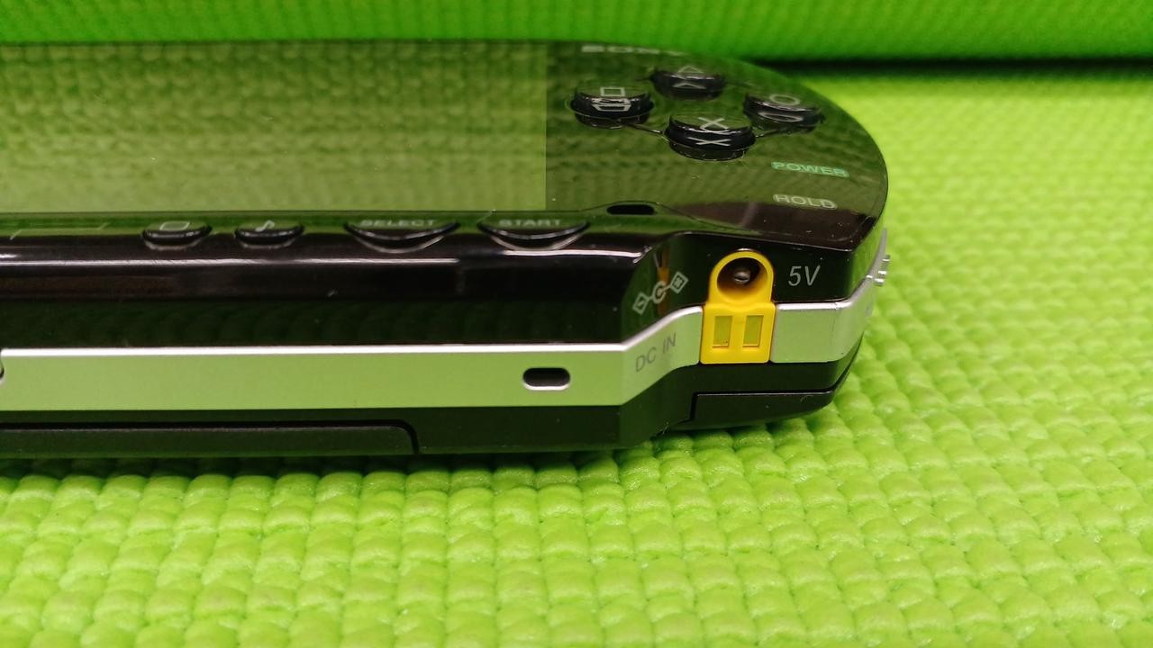 PSP Model PSP 1000 SONY