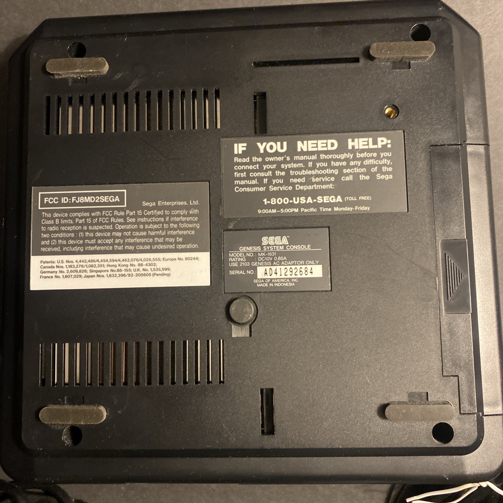 Original OEM Sega Genesis System Model 2 Console Complete w/ Sonic Bundle Tested
