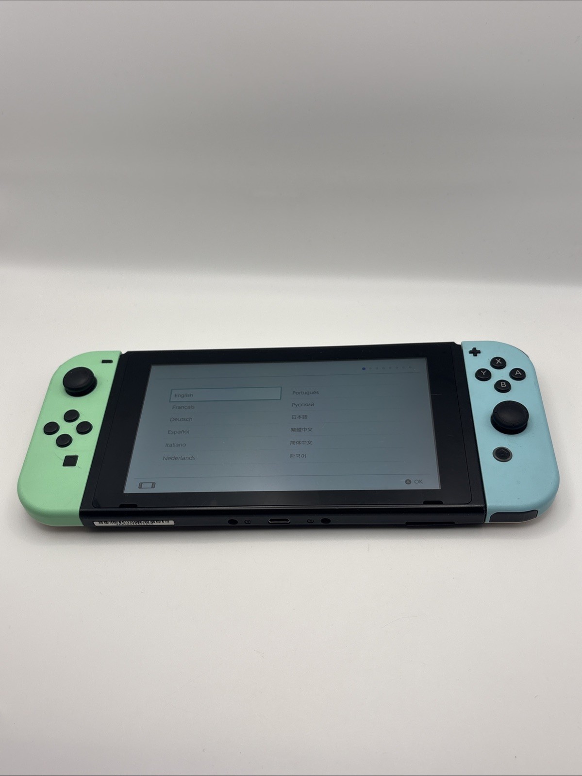 Nintendo Switch Video Game Console HAC-001(-01) Animal Crossing Edition