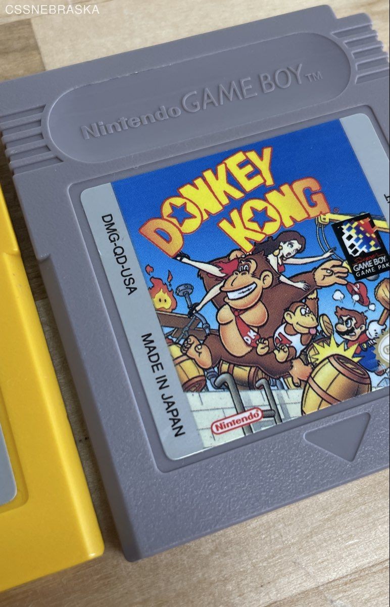 Original Nintendo Game Boy console Donkey Kong Land (1995) Donkey Kong (1994)