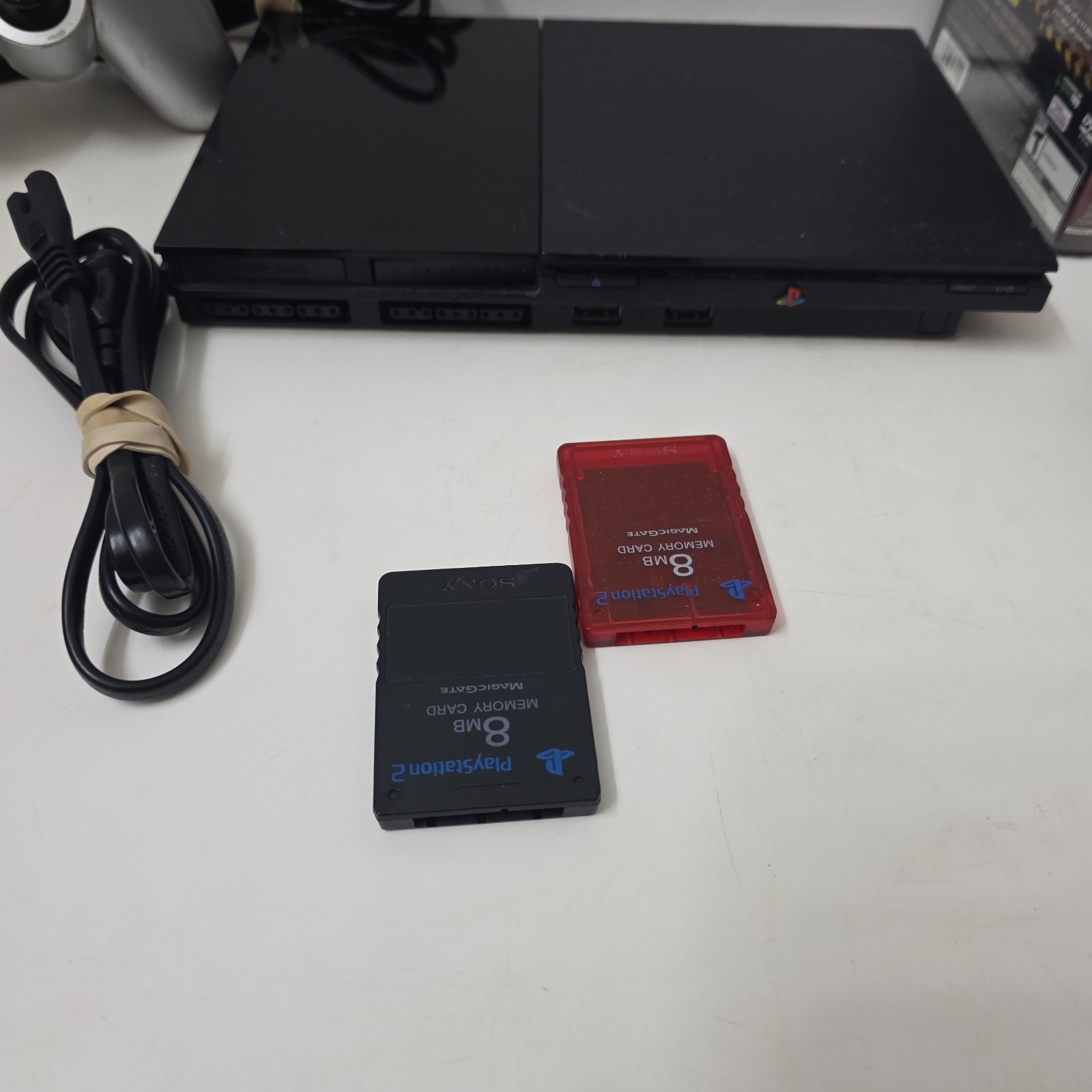 Sony PlayStation PS2 Slim Console 90001 Bundle Two 8 MB Controller + 6 Games