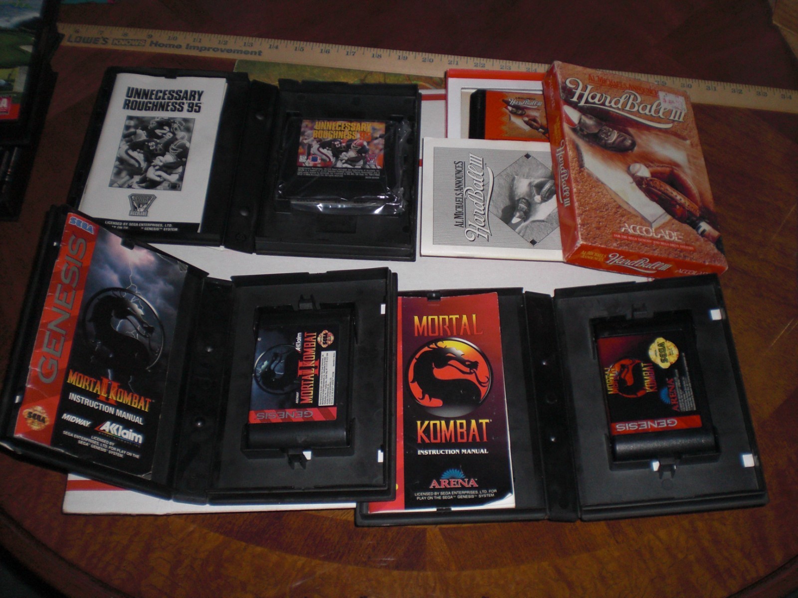 SEGA GENESIS 16 BIT CONSOLE 3 CONTROLERS 1 TURBO 11 GAMES COMPLETE * 1 OWNER *