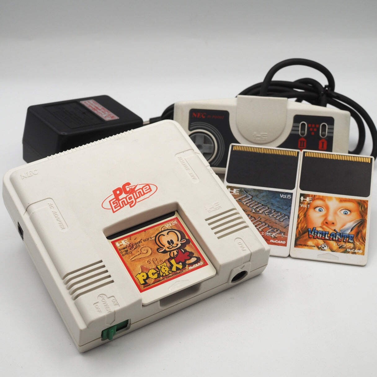 NEC PC Engine PI-TG001 Console w/ PC Genjin, Dungeon Explorer & Vigilante Tested