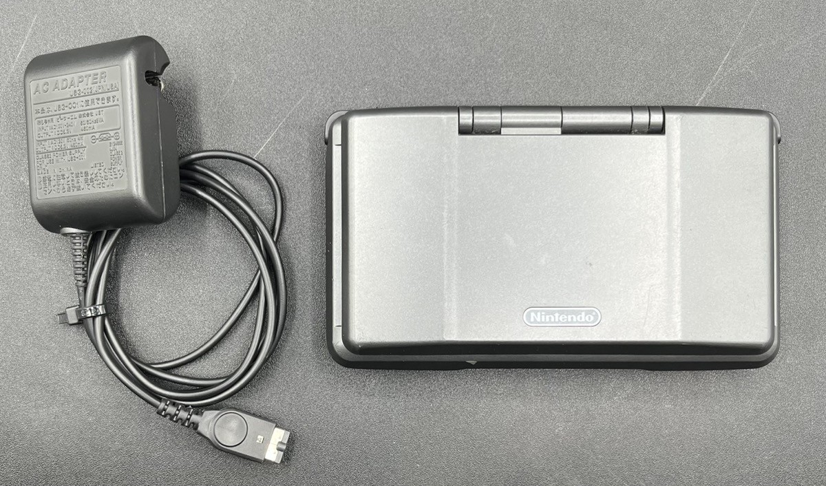 NINTENDO DS AUTHENTIC NTR-001 (JPN) GRAPHITE BLACK CONSOLE (MVP036497)