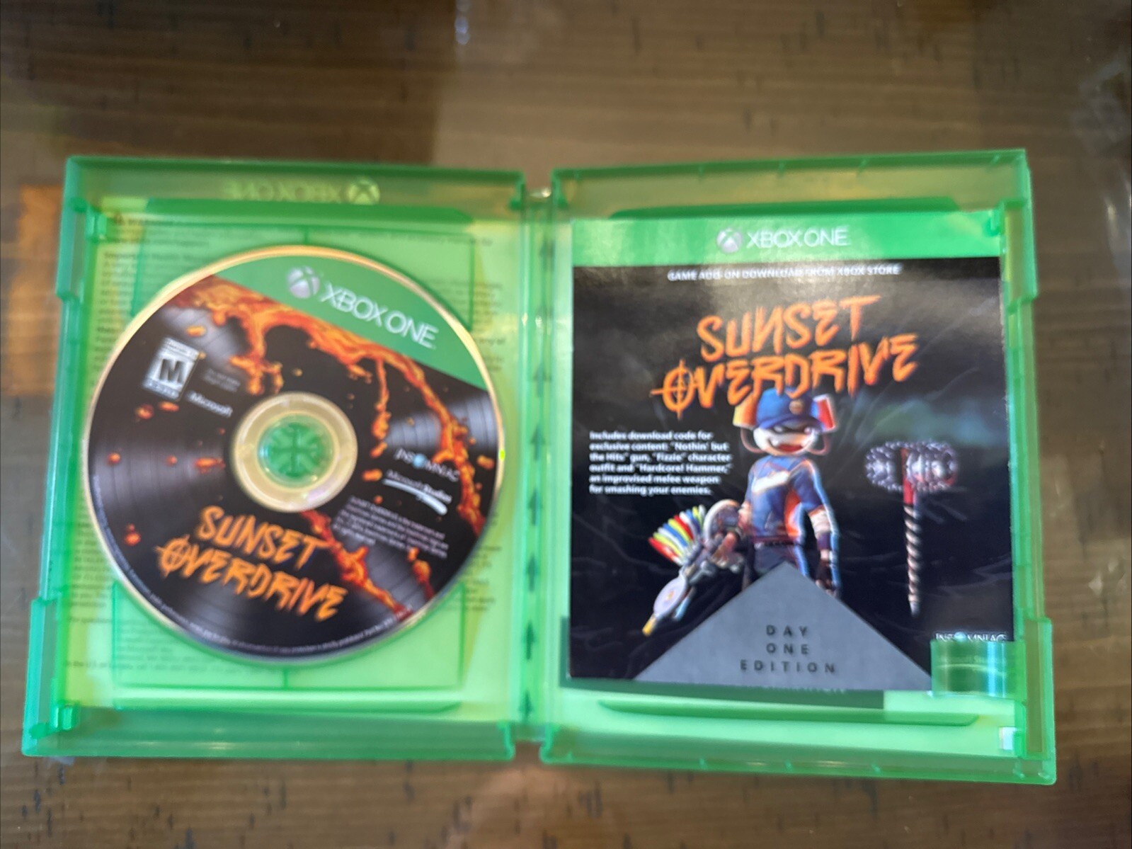 Video Game XBox One Sunset Overdrive 2014
