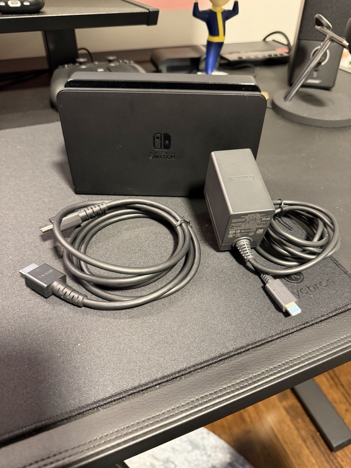 Nintendo Switch OLED Handheld Console – 64GB – Model HEG-001 – Lots of Extras!