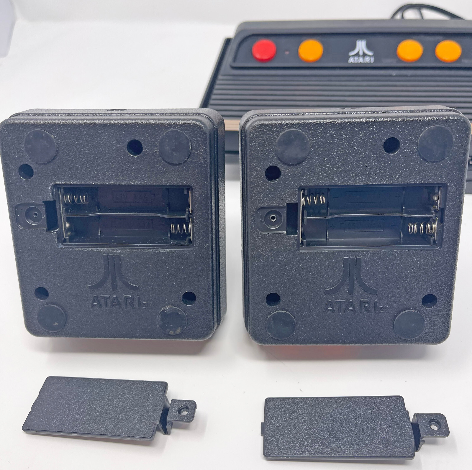 Atari Flashback 4 Console Video Game System with Wireless Controllers Used Works