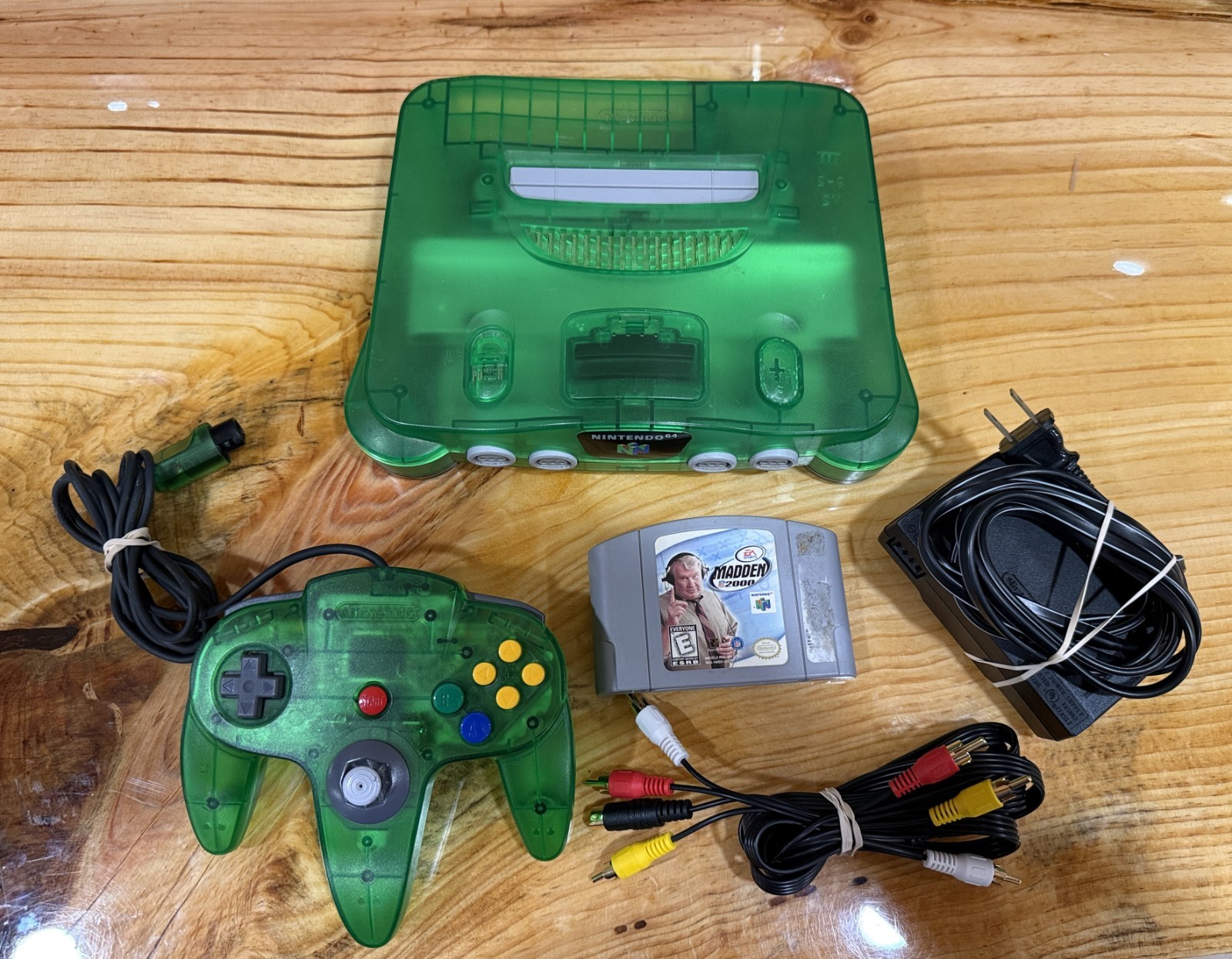Nintendo N64 Jungle Green Console Bundle w/Controller & Cords (Tested & Working)