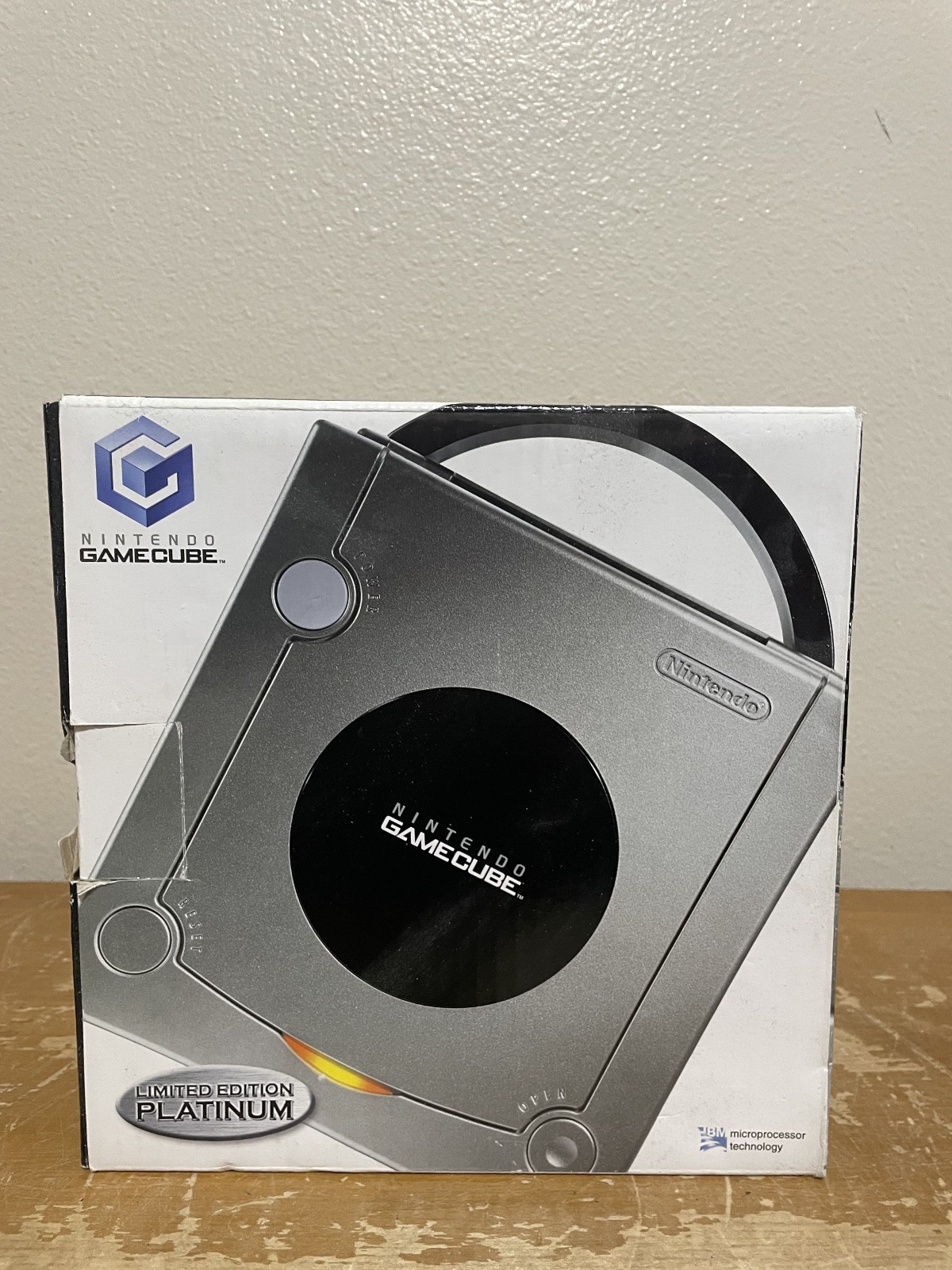Nintendo GameCube Limited Edition Platinum Silver DOL-101 Complete In Box Tested