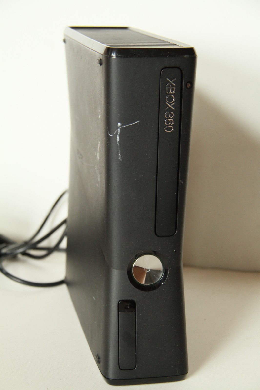 Microsoft Xbox 360 S Console 1439 + Power Supply – Bundle 15 Games Call Of Duty