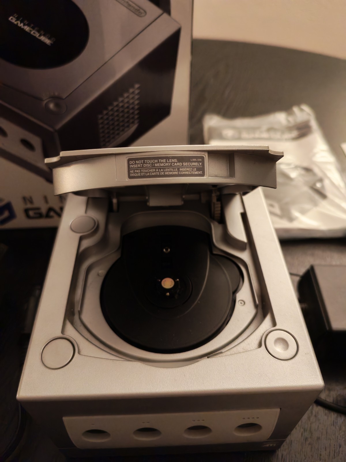 nintendo gamecube console