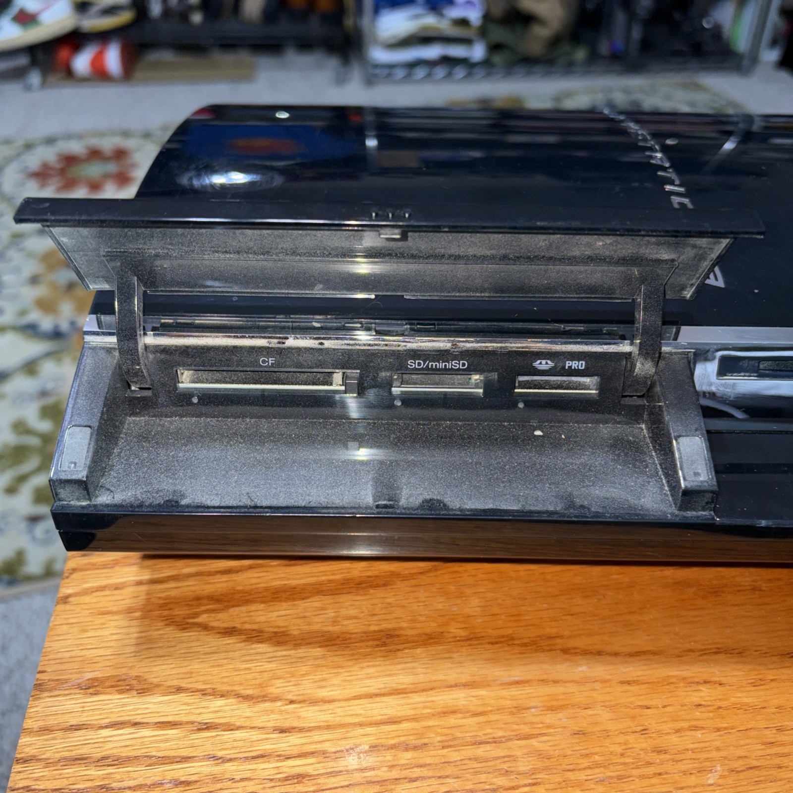 Sony PlayStation 3 PS3 CECHE01 Backwards Compatible Console Overheats Shuts Off