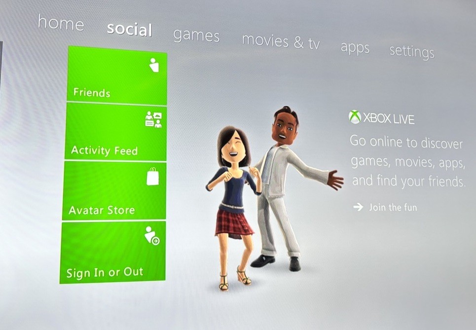 Microsoft Xbox 360 S Console (Model 1439) ~ TESTED & FACTORY RESET ~ W / KINECT