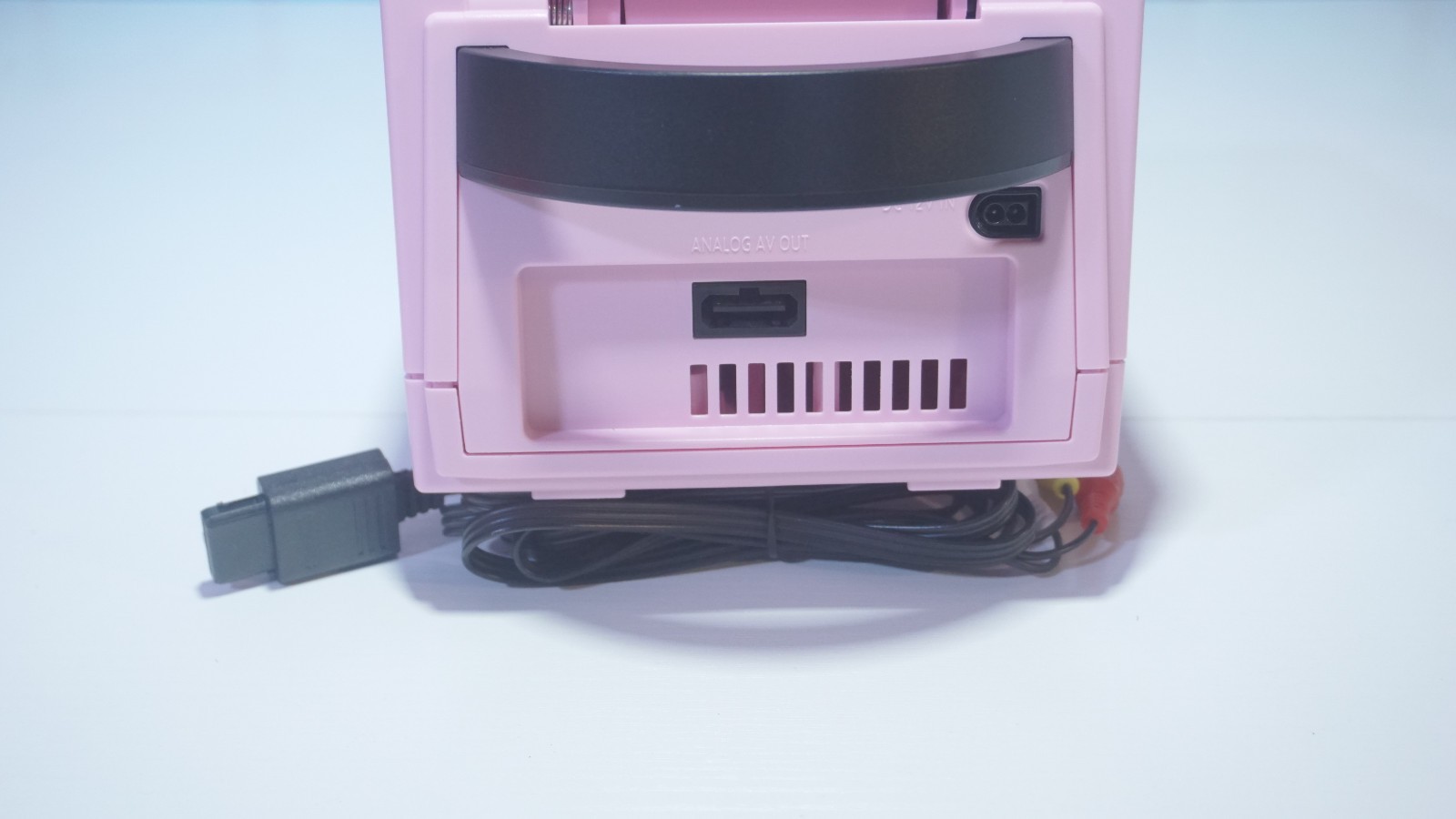 Pastel Pink Nintendo GameCube Console DOL-101 (USA) with Pink LED & Controller