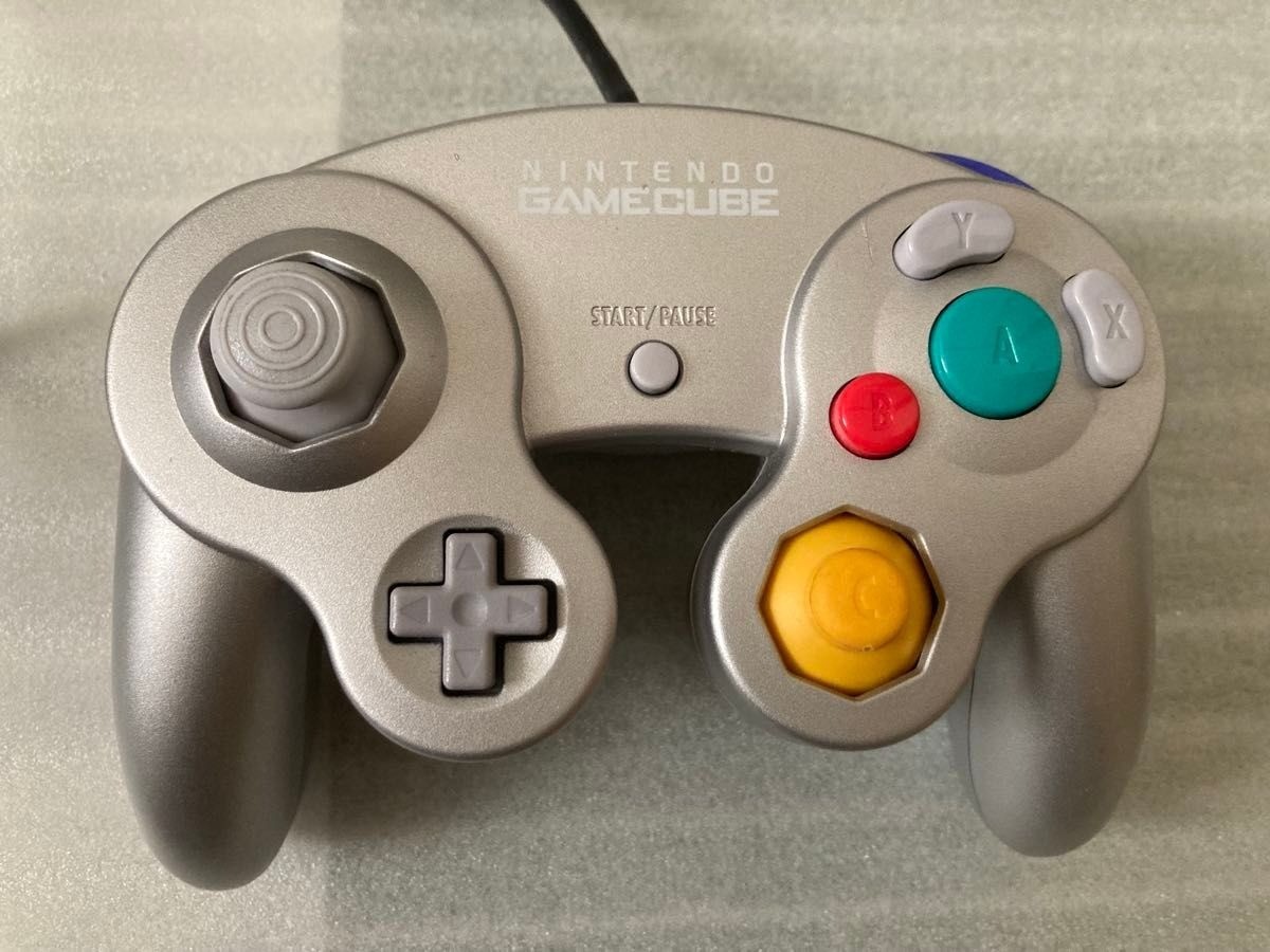 Nintendo GameCube DOL-101 Silver DOL-015 Adapter DOL-003 Controller from JPN