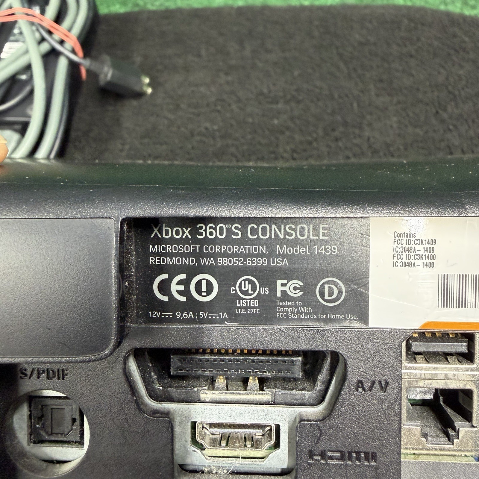 Microsoft Xbox 360 S Console Model 1439 Black HDMI Wi-Fi Console w/ Power Cable