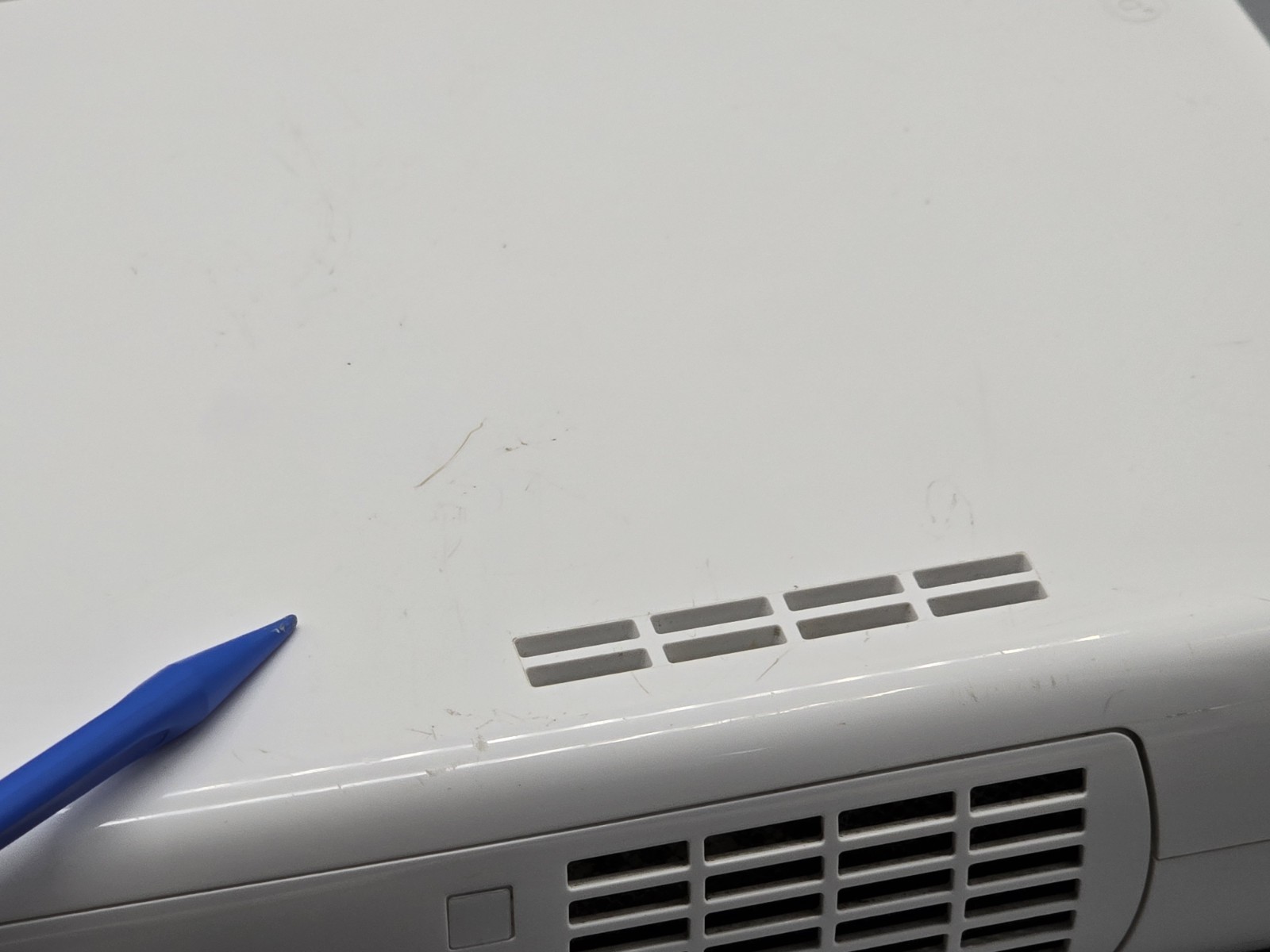 Nintendo Wii U Console Only White 8GB WUP-001 (02) For Parts