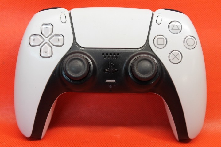 Sony PS5 Slim Digital Edition 825gb NO DISC DRIVE Read Desc.