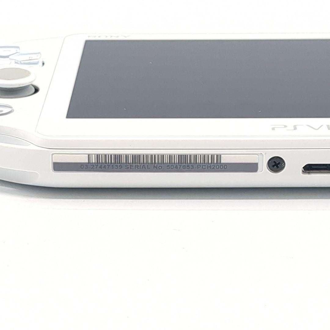Excellent Condition PS Vita Wi Fi Model White PCH 2000 ZA12