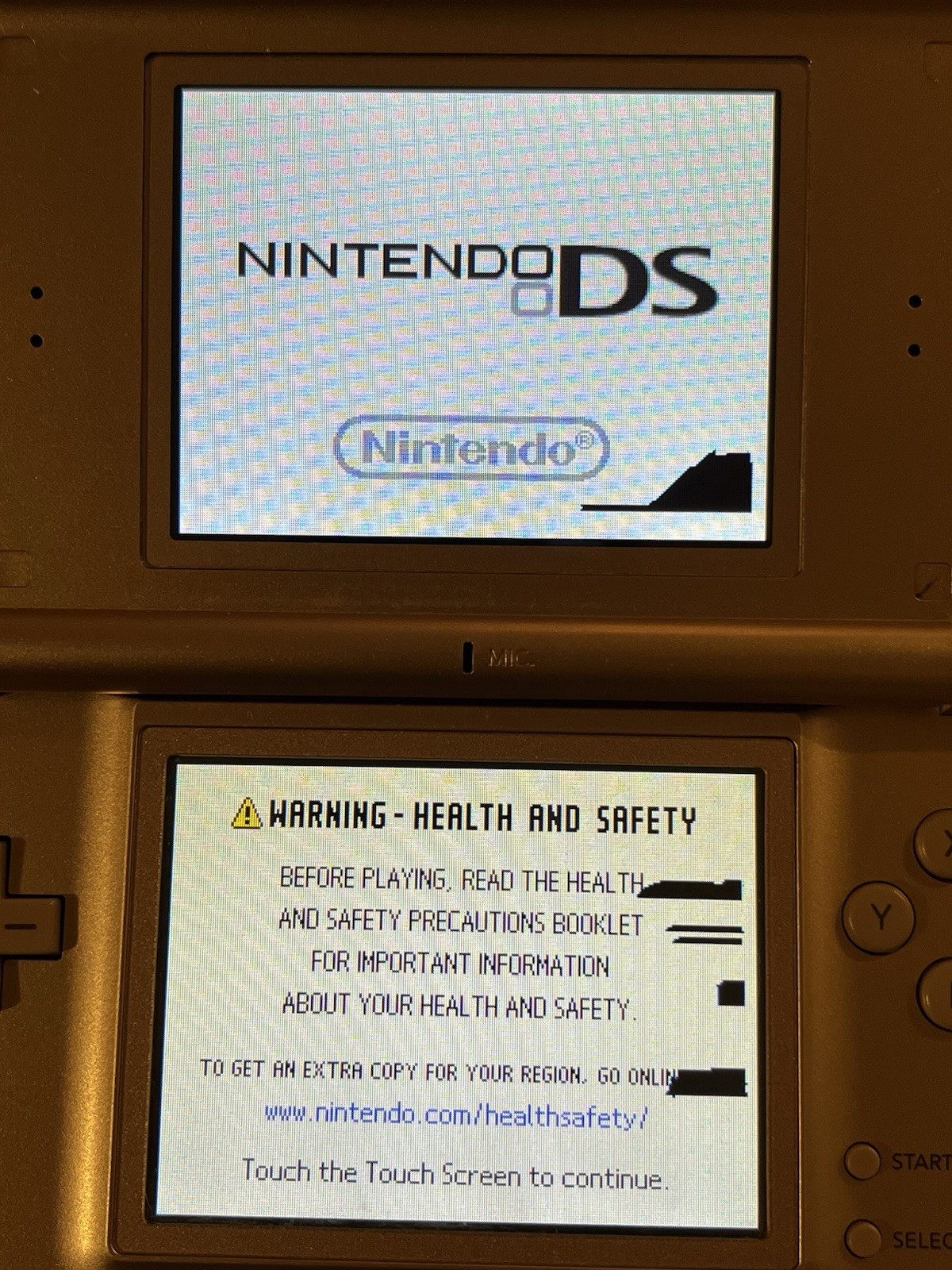 Nintendo DS Lite w/3 Games & New Charger – Metallic Rose