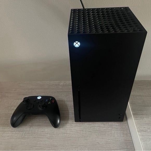 Microsoft Xbox Series X 1TB Black Console + Wireless Controller, 4K UHD Wi‑Fi