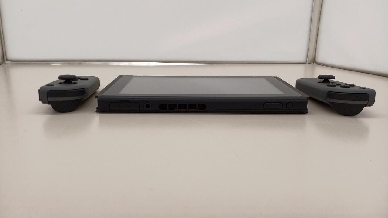 NINTENDO SWITCH NINTENDO / Nintendo Model Number: HAC-001