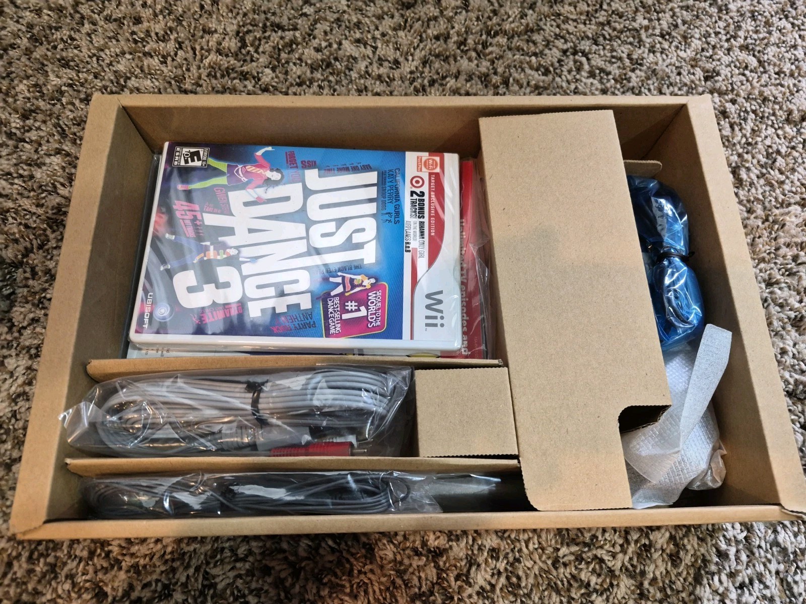 Nintendo Wii Just Dance 3 Console Bundle Edition UNUSED BRAND NEW IN BOX