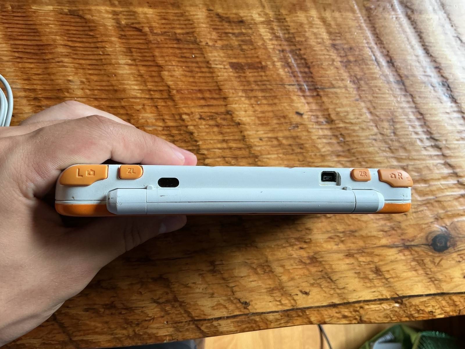 Nintendo 2DS XL White & Orange Tested and Working! Clean Screens! With Charger