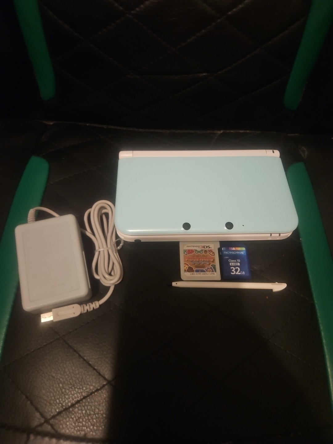 Nintendo 3DS XL LL Mint “Teal” & White Console w/ 33 Games & Charger- USA Seller