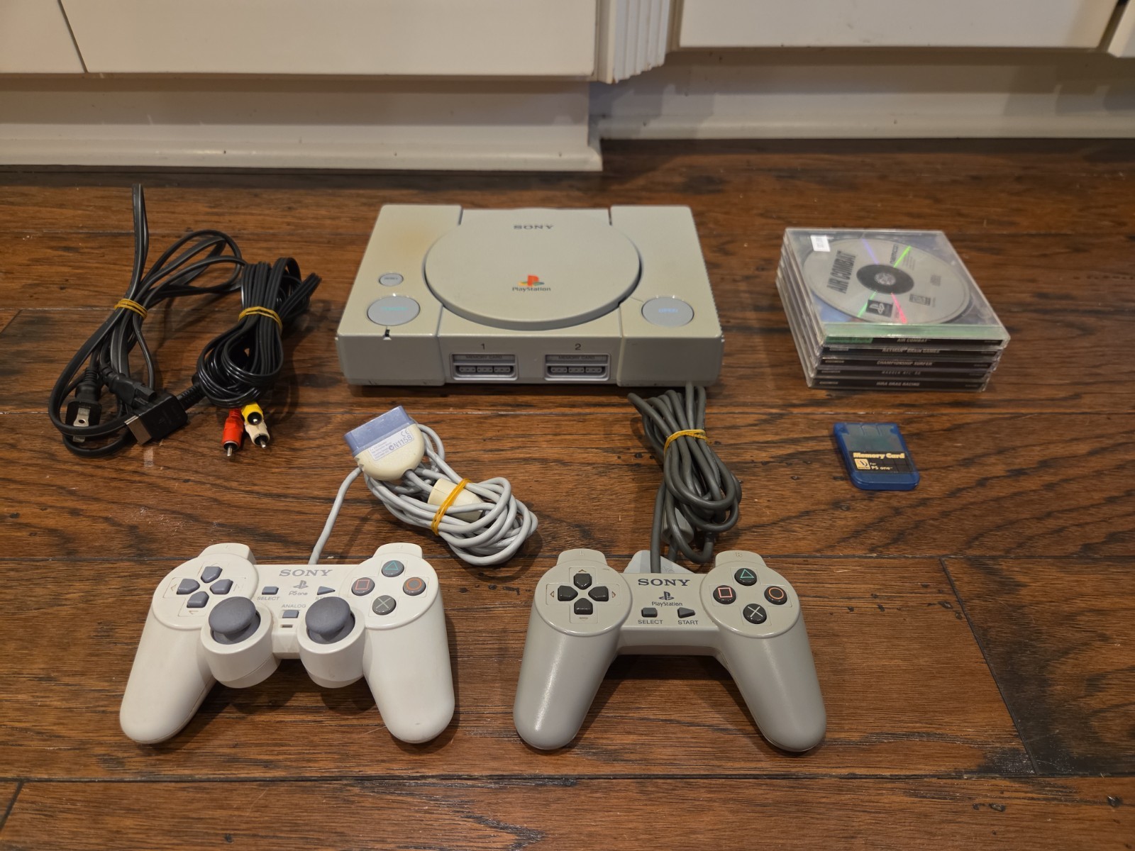 Used Original 1998 PlayStation 1 SCPH-5501 Tested Working PS1 Controller