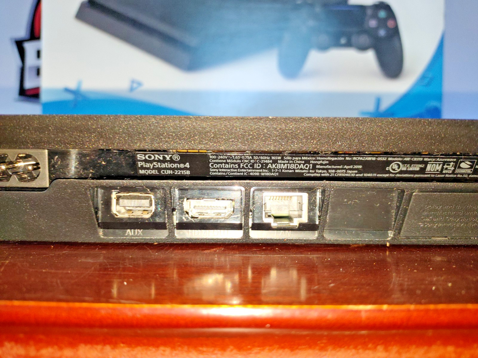 Sony PlayStation 4 Slim 1TB Console CUH-2215B w/ 2 Controllers and Charging Dock